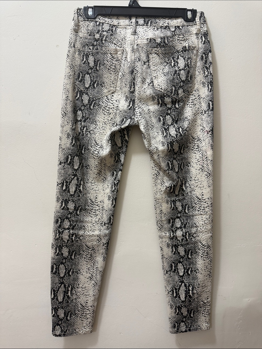 Vigoss Black & Cream Snake-Print Skinny Jeans - Picture 2 of 5